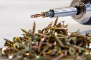 La vis autoforeuse pour fixations sur tôle et métal